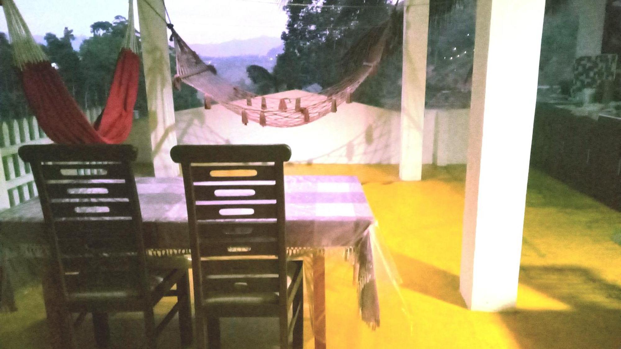 New Farmers Paradise Ella Kamer foto